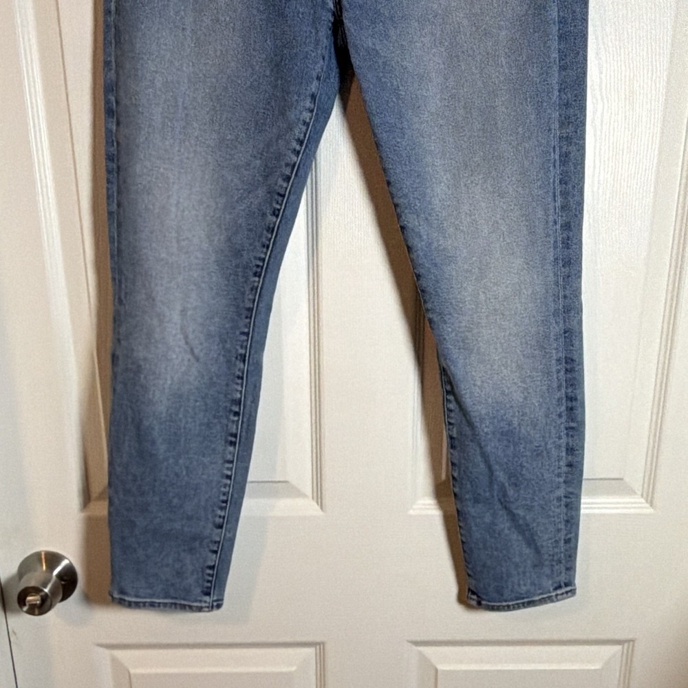 7 For All Mankind Women's Skinny Jeans Light Wash Blue Denim Stretch Size 30 - Picture 4 of 9